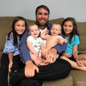 Meet your Posher, Seth